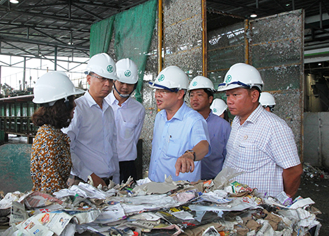 Lãnh đạo tỉnh Hậu Giang đến thăm một số doanh nghiệp tại Khu công nghiệp Sông Hậu