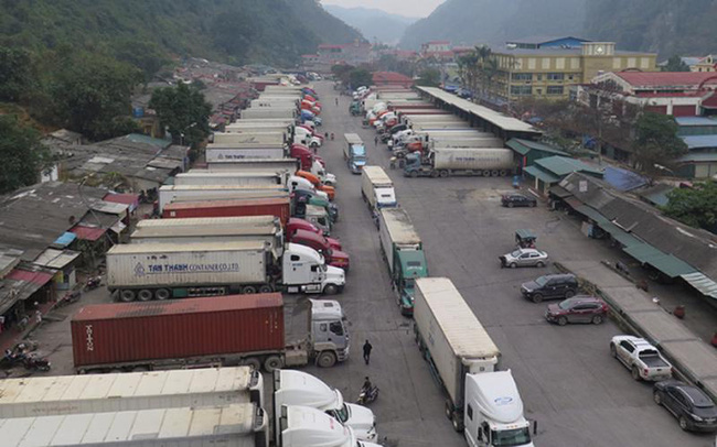 Từ 21/2, doanh nghiệp xuất nhập khẩu hàng hóa qua cửa khẩu Lạng Sơn phải khai báo qua nền tảng số